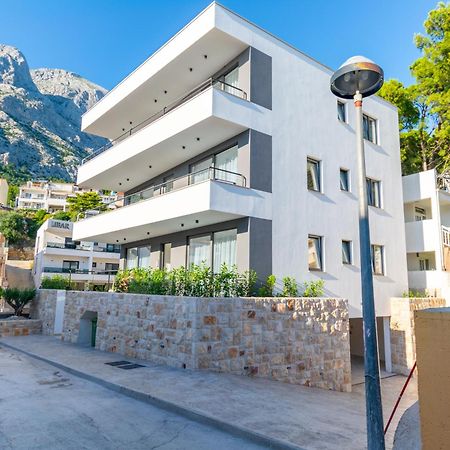 Apartmani Pino 1 巴什卡沃达 外观 照片