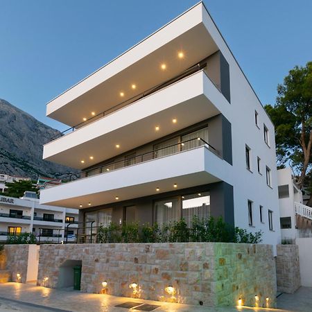 Apartmani Pino 1 巴什卡沃达 外观 照片