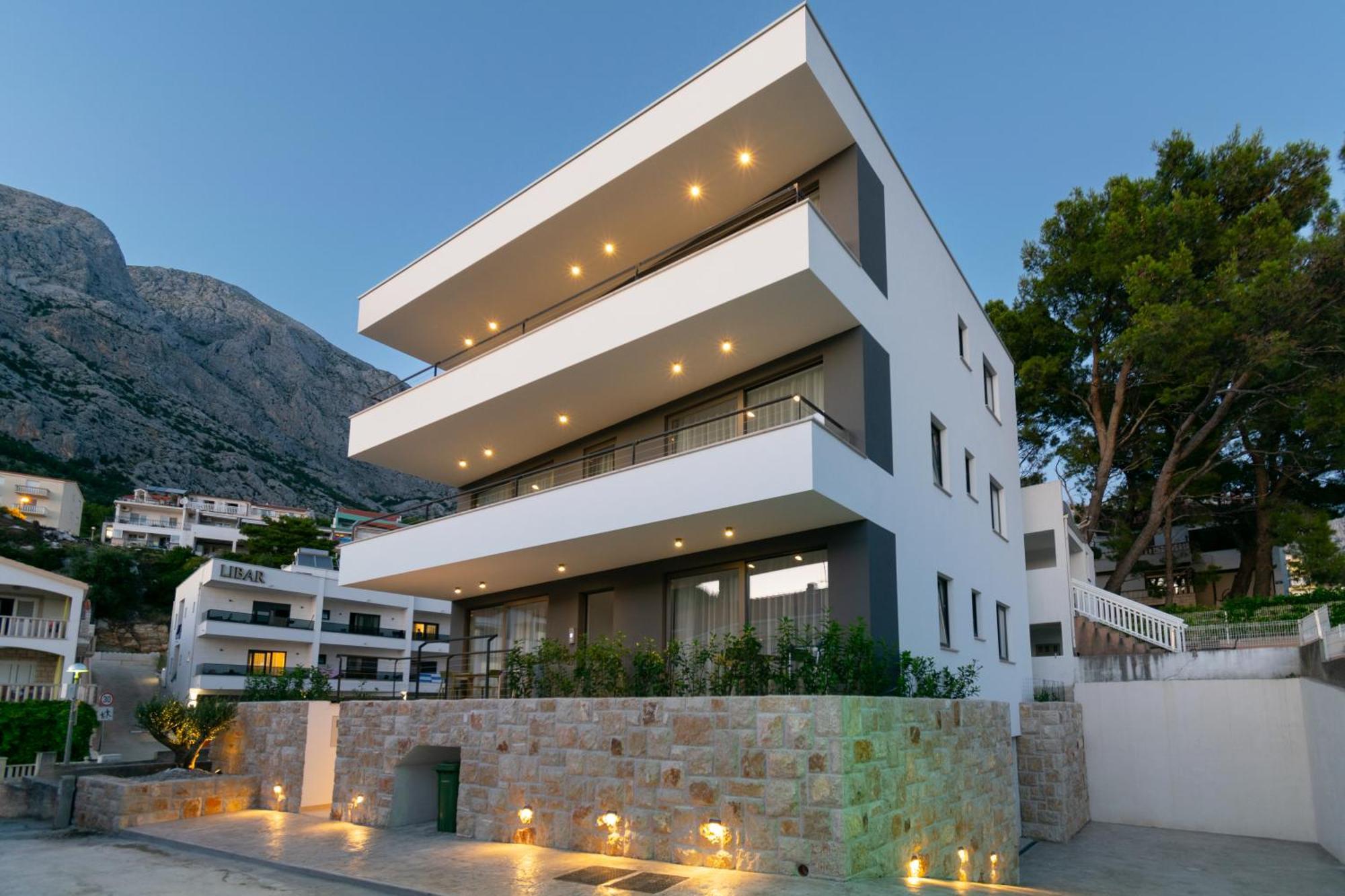 Apartmani Pino 1 巴什卡沃达 外观 照片
