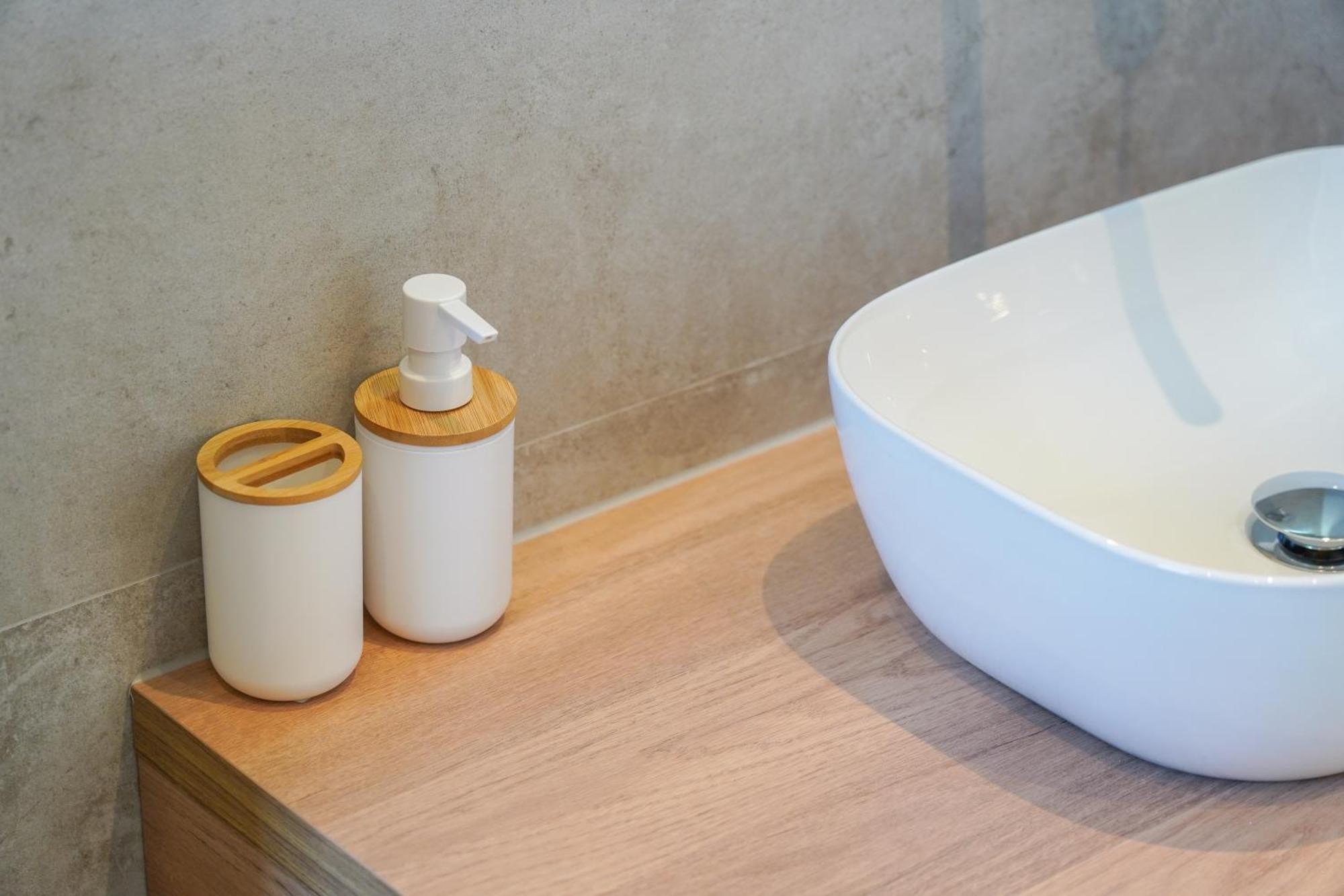 Apartmani Pino 1 巴什卡沃达 外观 照片